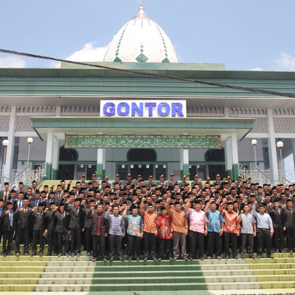 15 Pondok Pesantren Terkenal Di Indonesia