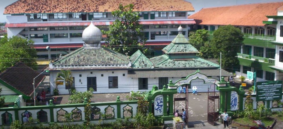 pesantren tertua di Solo Jawa Tengah