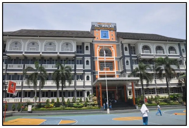 sd islam terbaik di jakarta selatan